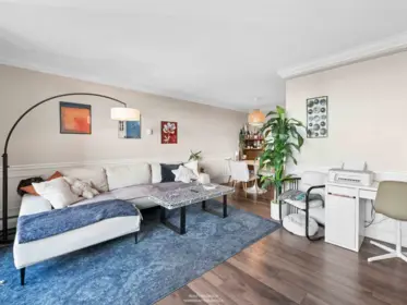 207 1330 Harwood Street, Vancouver, BC, Vancouver — Apartment/Condo for sale