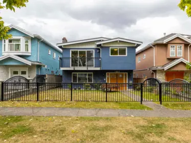 1827 E 40th Avenue, Vancouver, BC, Vancouver — Single Family Residence for sale