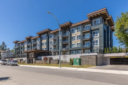 215 9450 Robson Street, Chilliwack, BC, Chilliwack — Apartment/Condo for sale