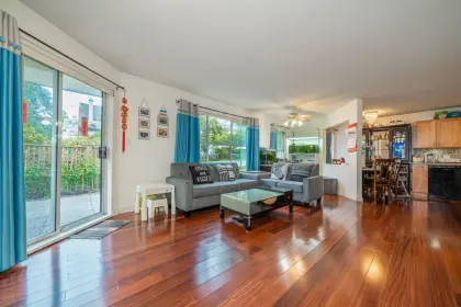107 5565 Barker Avenue, Burnaby, BC, Burnaby — Apartment/Condo for sale
