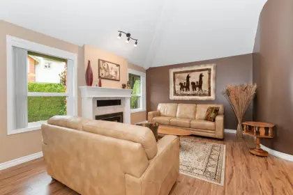 4 9515 Woodbine Street, Chilliwack, BC, Chilliwack — Townhouse for sale