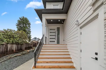 7578 Murray Street, Mission, BC, Mission — Half Duplex for sale