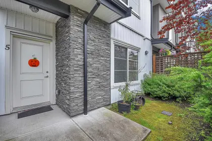 5 5867 129 Street, Surrey, BC, Surrey — Townhouse for sale