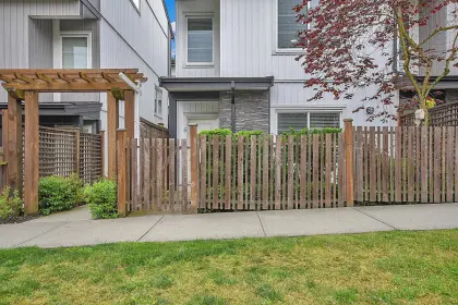 5 5867 129 Street, Surrey, BC, Surrey — Townhouse for sale