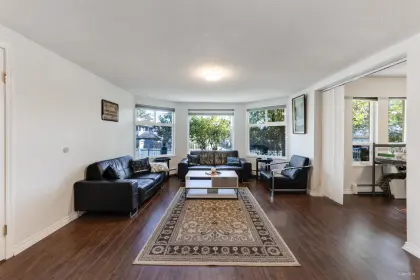 7571 1st Street, Burnaby, BC, Burnaby — Single Family Residence for sale