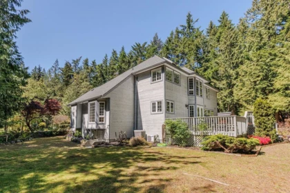 Outdoor Deck Photo of 1356 Roberts Creek Road, Roberts Creek, BC