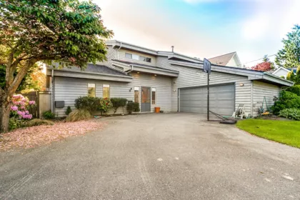 33 67 Street, Delta, BC, Delta — Single Family Residence for sale