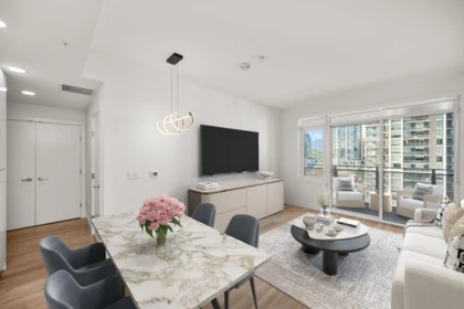 1108 4433 Alaska Street, Burnaby, BC, Burnaby — Apartment/Condo for sale