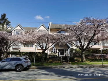 305 5568 Barker Avenue, Burnaby, BC, Burnaby — Apartment/Condo for sale