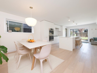 4328 Windsor Street, Vancouver, BC, Vancouver — Single Family Residence for sale