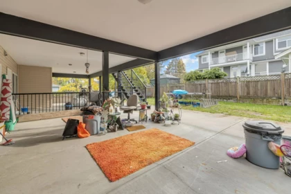 Basement Recreation Room Photo of 12938 107 Avenue, Surrey, BC