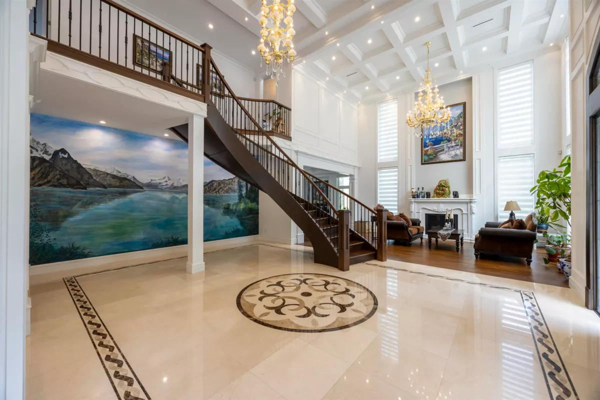 Kitchen Photo of 14461 28 Avenue, Surrey, BC