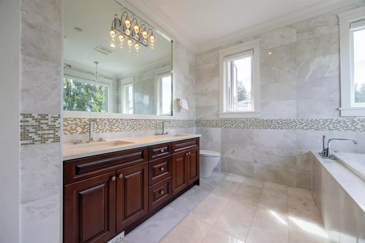 Mudroom Photo of 14461 28 Avenue, Surrey, BC