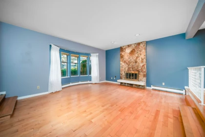 7850 Woodhurst Drive, Burnaby, BC, Burnaby — Single Family Residence for sale
