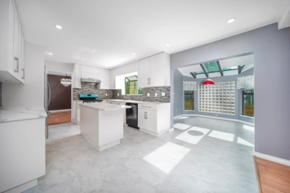 7850 Woodhurst Drive, Burnaby, BC, Burnaby — Single Family Residence for sale