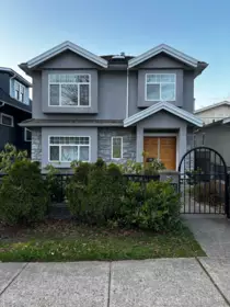 2925 E 29th Avenue, Vancouver, BC, Vancouver — 6 bed single family residence for sale