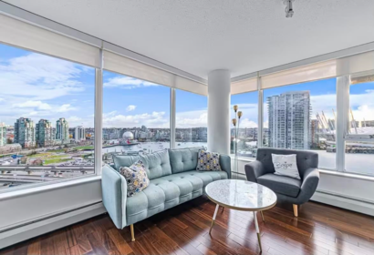 2202 688 Abbott Street, Vancouver, BC, Vancouver — Apartment/Condo for sale