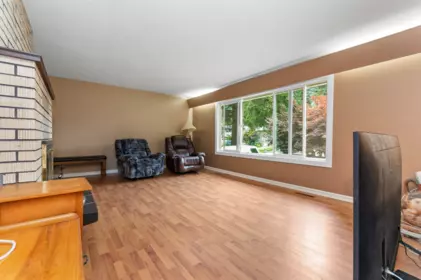 21254 Mountview Crescent, Hope, BC, Hope — Single Family Residence for sale