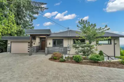 558 St. Andrews Road, West Vancouver, BC, West Vancouver — Single Family Residence for sale