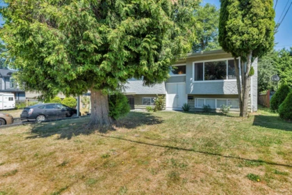Kitchen Photo of 11415 87 Avenue, Delta, BC