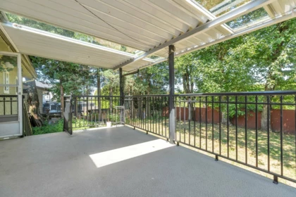 Staircase Photo of 11415 87 Avenue, Delta, BC