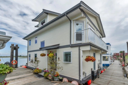 8 3871 W River Road, Delta, BC, Delta — Single Family Residence for sale