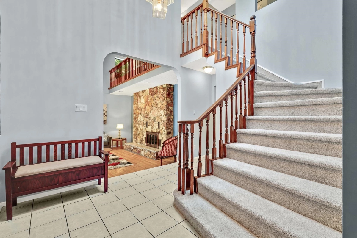 Living Room Photo of 24240 113 Avenue, Maple Ridge, BC