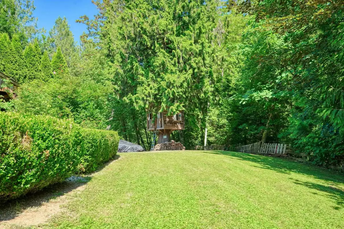 Neighborhood Park Photo Near 24240 113 Avenue, Maple Ridge, BC