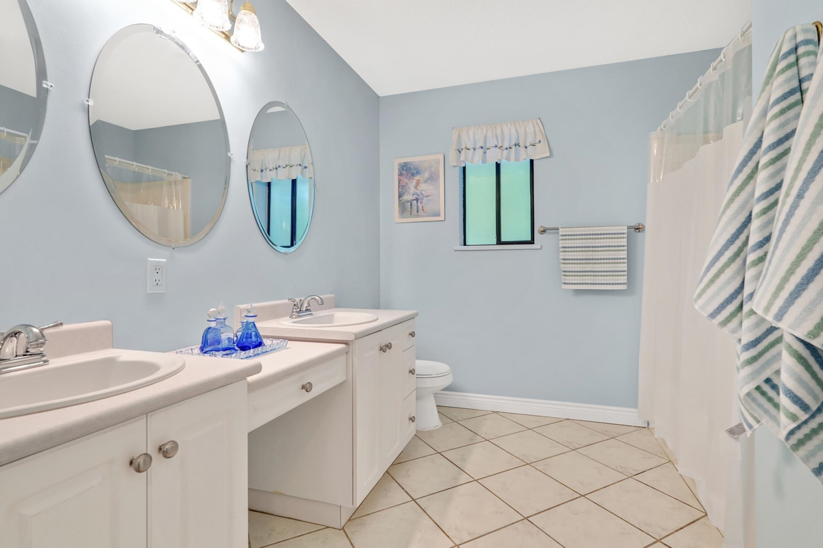 Office / Den Photo of 24240 113 Avenue, Maple Ridge, BC