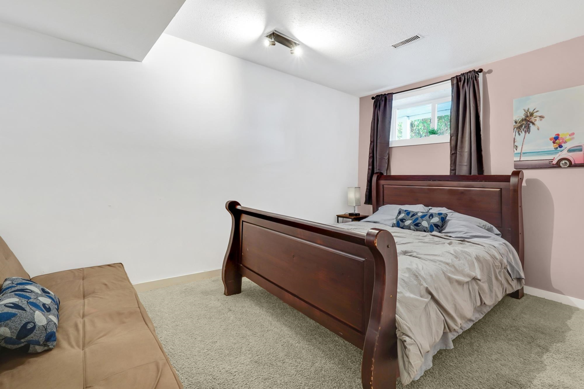 Outdoor Patio Photo of 24240 113 Avenue, Maple Ridge, BC