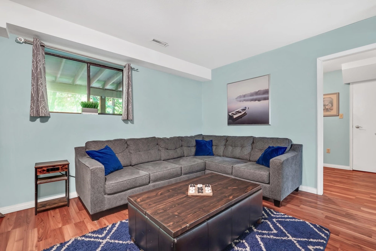 Staircase Photo of 24240 113 Avenue, Maple Ridge, BC