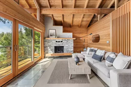 Kitchen Photo of 9249 Lakeshore Drive, Whistler, BC