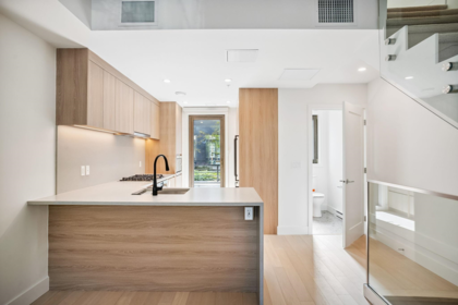 6268 Oak Street, Vancouver, BC, Vancouver — Townhouse for sale