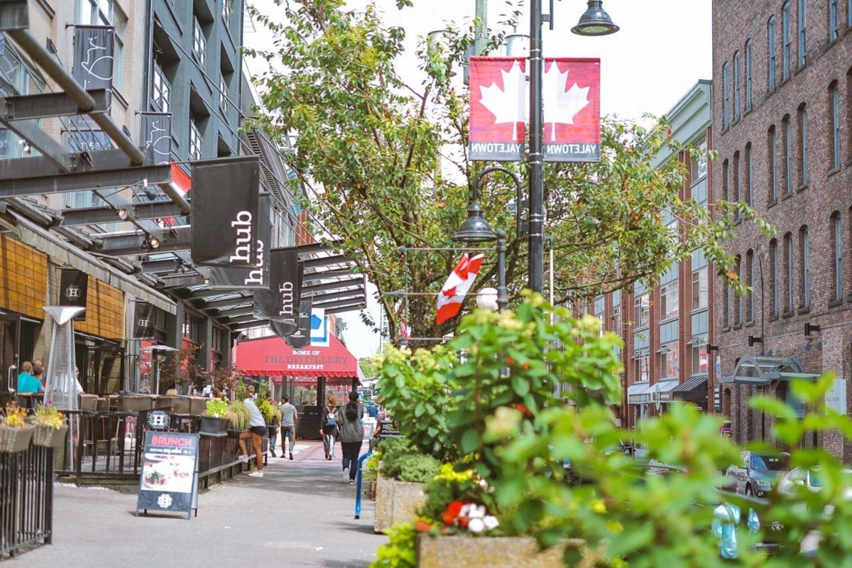 Bedroom 3 Photo of 2705 977 Mainland Street, Vancouver, BC