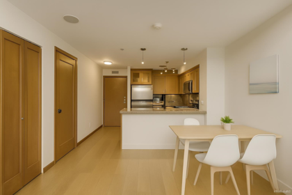 402 10 Renaissance Square, New Westminster, BC