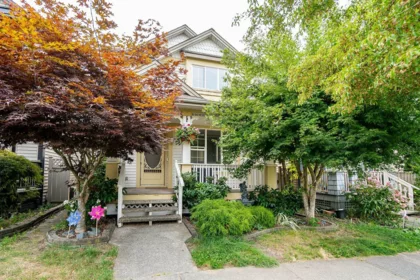 6671 185a Street, Surrey, BC, Surrey — Single Family Residence for sale