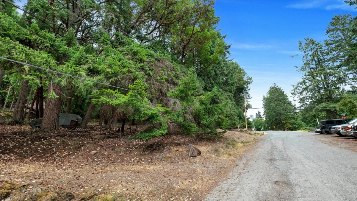 Laundry Room Photo of 488 Letour Road, Mayne Island, BC