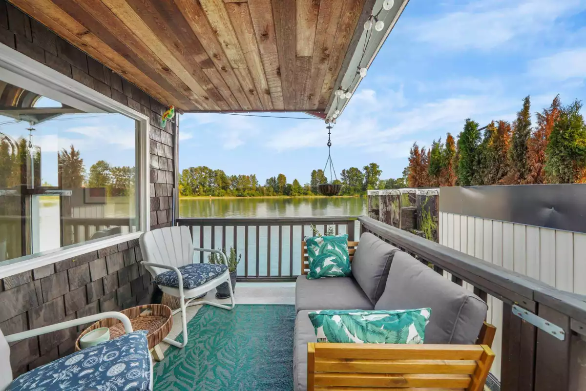 Front Yard Photo of 7 23000 Dyke Road, Richmond, BC