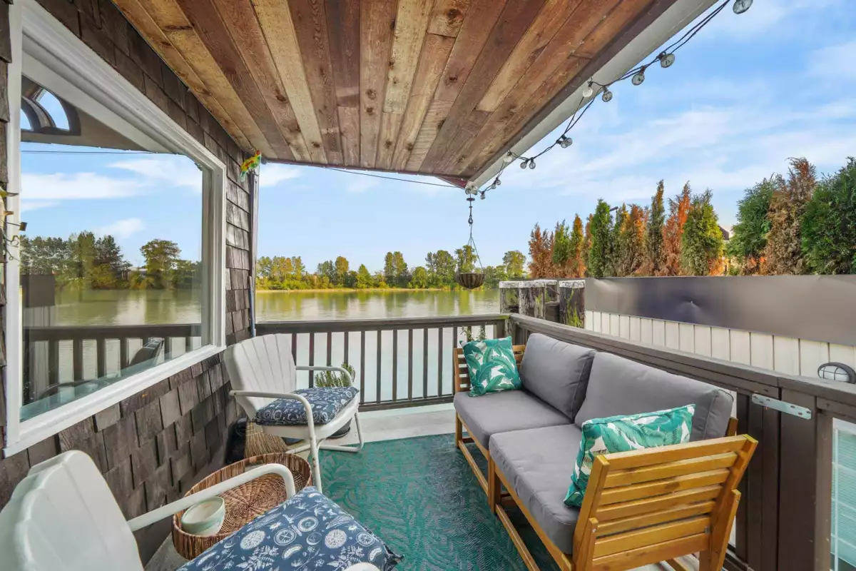 Garden / Landscaping Photo of 7 23000 Dyke Road, Richmond, BC