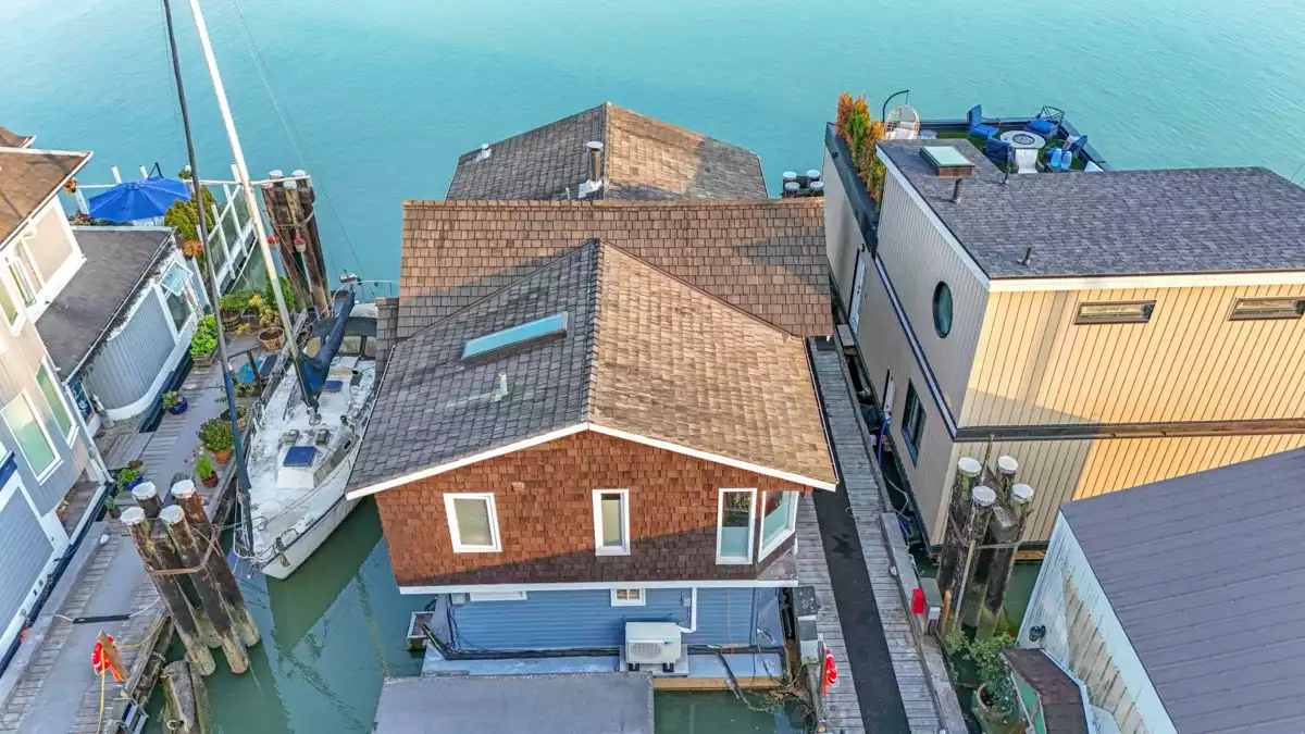 Hot Tub / Spa Photo of 7 23000 Dyke Road, Richmond, BC