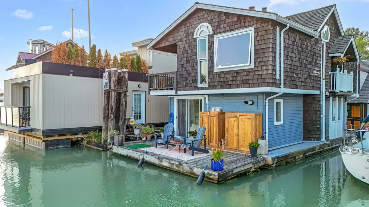Living Room Photo of 7 23000 Dyke Road, Richmond, BC