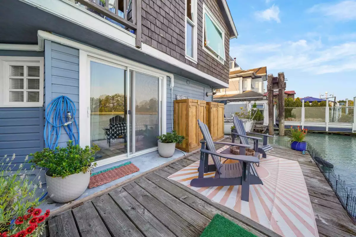 Primary Bathroom Photo of 7 23000 Dyke Road, Richmond, BC