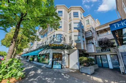 211 2545 W Broadway, Vancouver, BC, Vancouver — Townhouse for sale