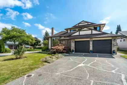 2080 156a Street, Surrey, BC, Surrey — Single Family Residence for sale