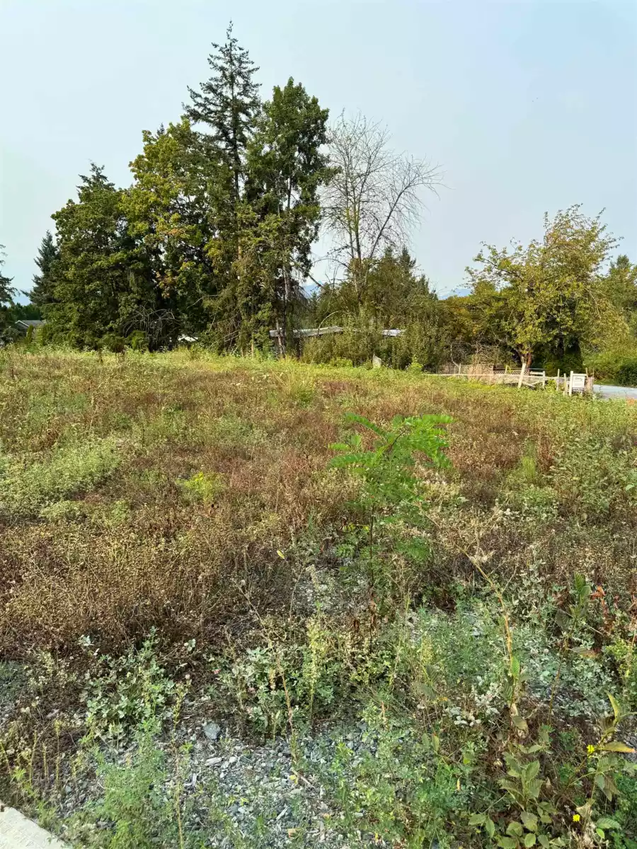 Breakfast Nook Photo of 18237 Parsons Drive, Surrey, BC