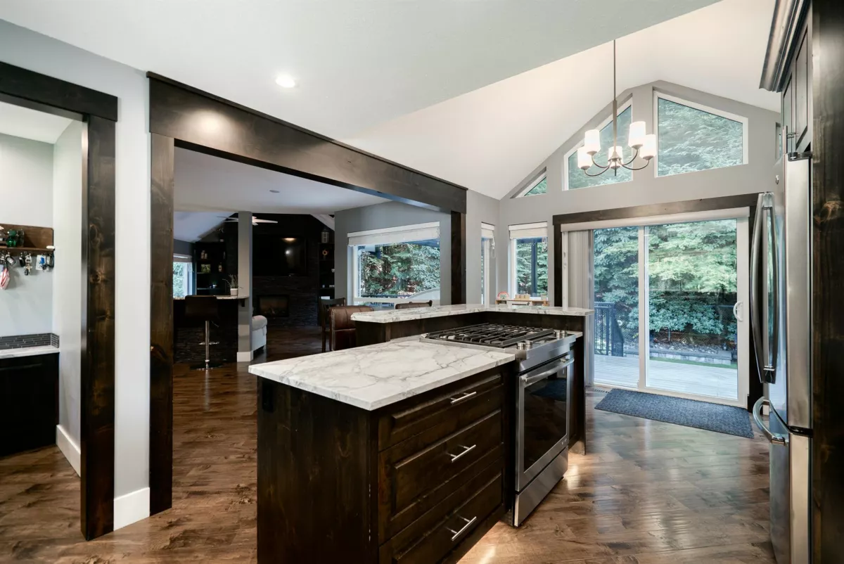 Staircase Photo of 30210 Keystone Avenue, Mission, BC