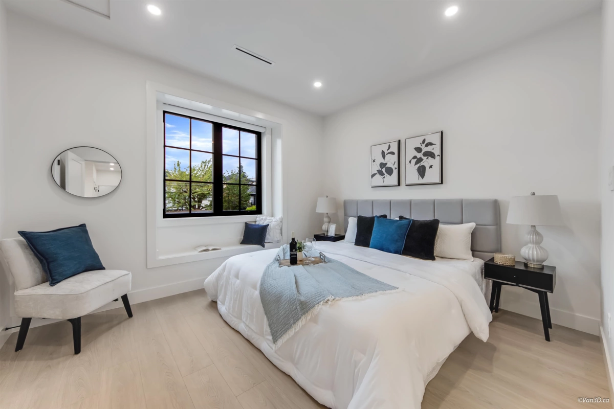 Kitchen Island Photo of 1347 E 64th Avenue, Vancouver, BC