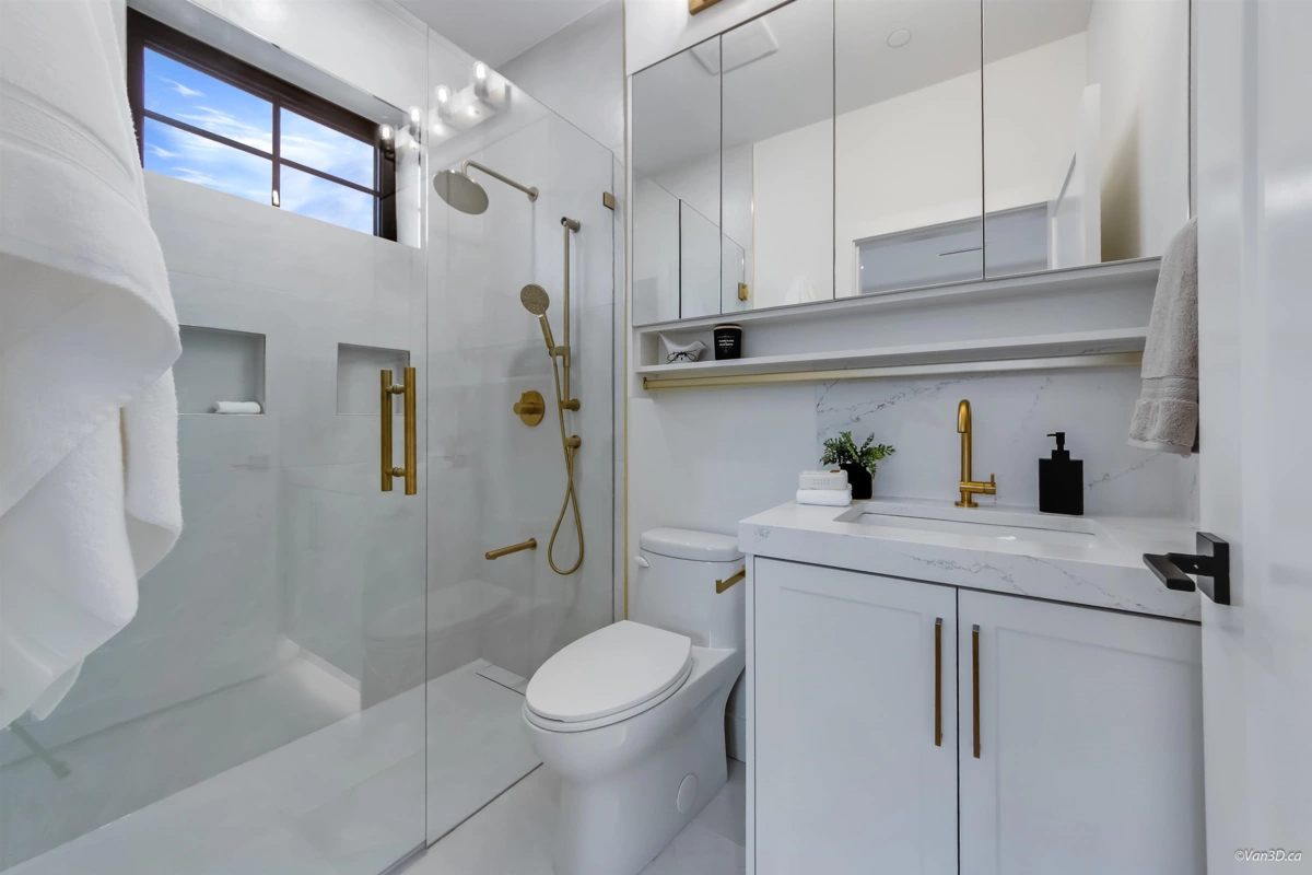 Pantry Photo of 1347 E 64th Avenue, Vancouver, BC