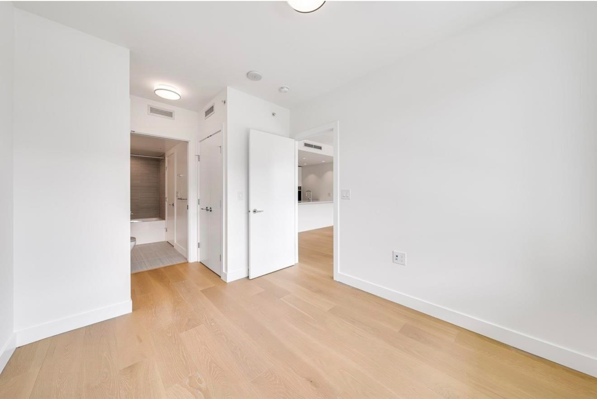 Guest Bathroom Photo of 611 5788 Gilbert Road, Richmond, BC