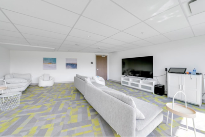 Mudroom Photo of 611 5788 Gilbert Road, Richmond, BC